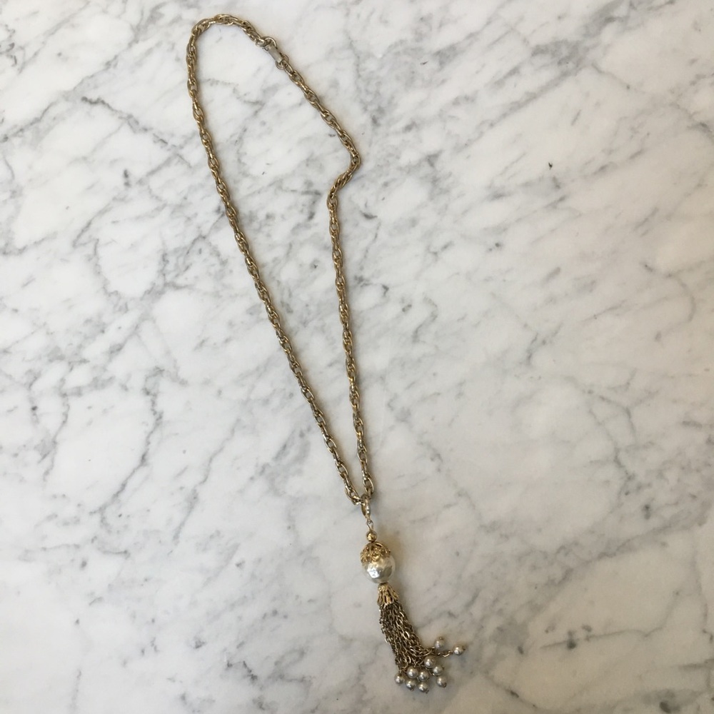 Vintage 60s Pearl Tassel Necklace